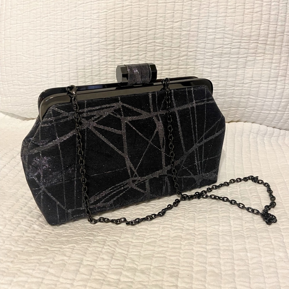Vaneli DiNotte clutch